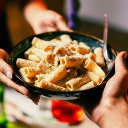 Cacio e Pepe Alfredo Sauce