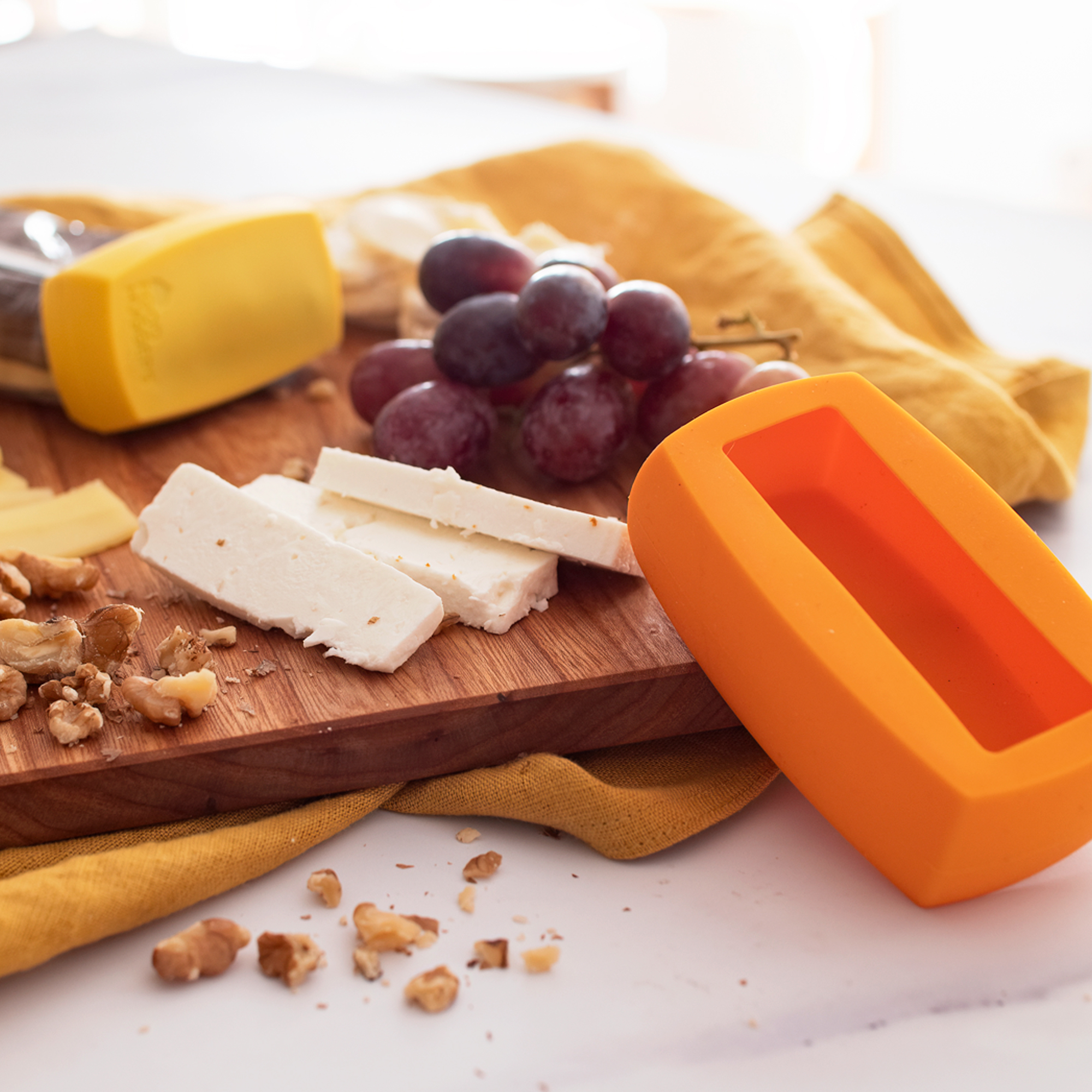 Food Huggers Reusable Cheese Huggers - Thumbnail 2