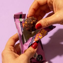 Superfood Nut Butter Bites, Oatmeal Raisin