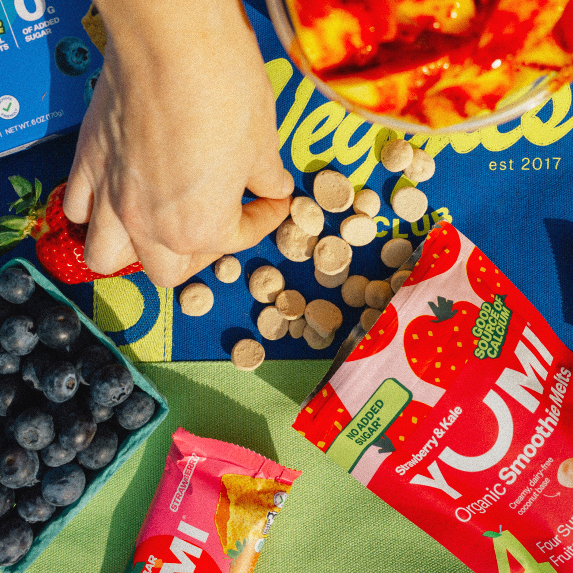 YUMI Organic Superfood Smoothie Melts, Strawberry & Kale | Thrive