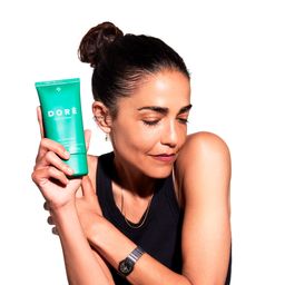 Le Cleanser Gel to Milk Daily Facial Cleanser