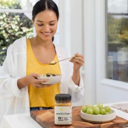 Raw Multifloral Manuka Honey (MGO 50+)