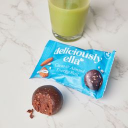 Cacao & Almond Energy Balls