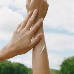 Golden Hour Body Serum