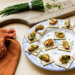 Mussels in Extra Virgin Olive Oil, Lemon Herb