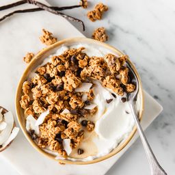 Ancient Grain Granola, Vanilla Chocolate Chip