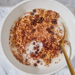 Superfood Oatmeal Cup, Dark Chocolate Chunk