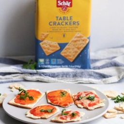 Table Crackers