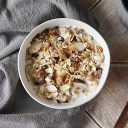 Organic Farmers Market Muesli, Almond Date Currant