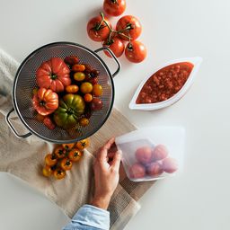 Reusable Silicone 2-Cup Bowl, Clear