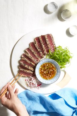 Wild Caught Yellowfin Tuna Steaks, 2 Pack