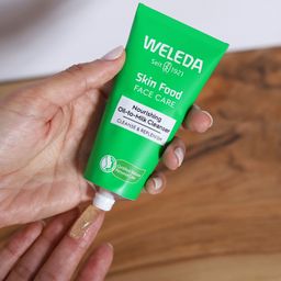 Weleda Nourishing 2-1 Cleanser and Mask