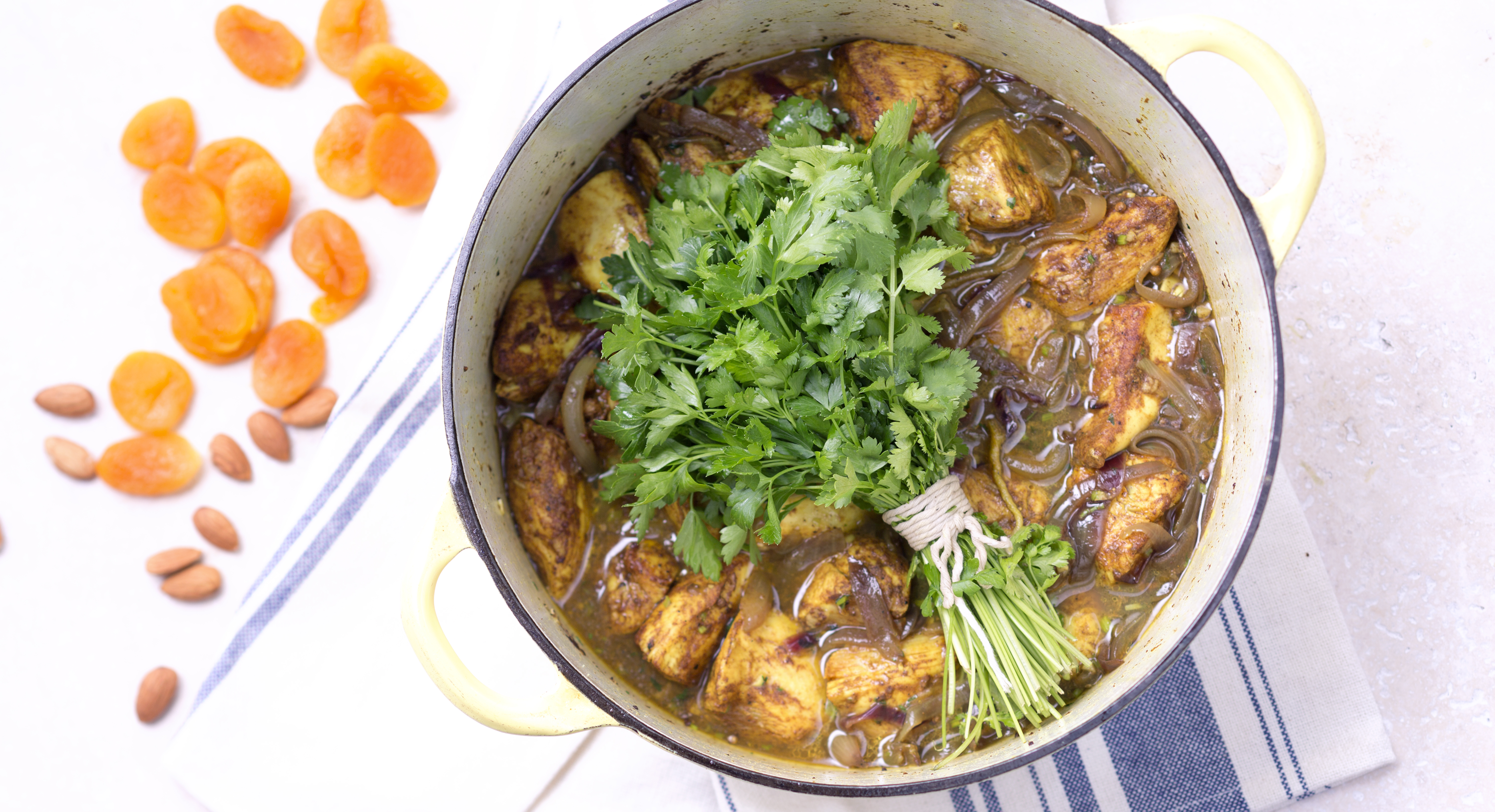 Chicken tagine with herbs