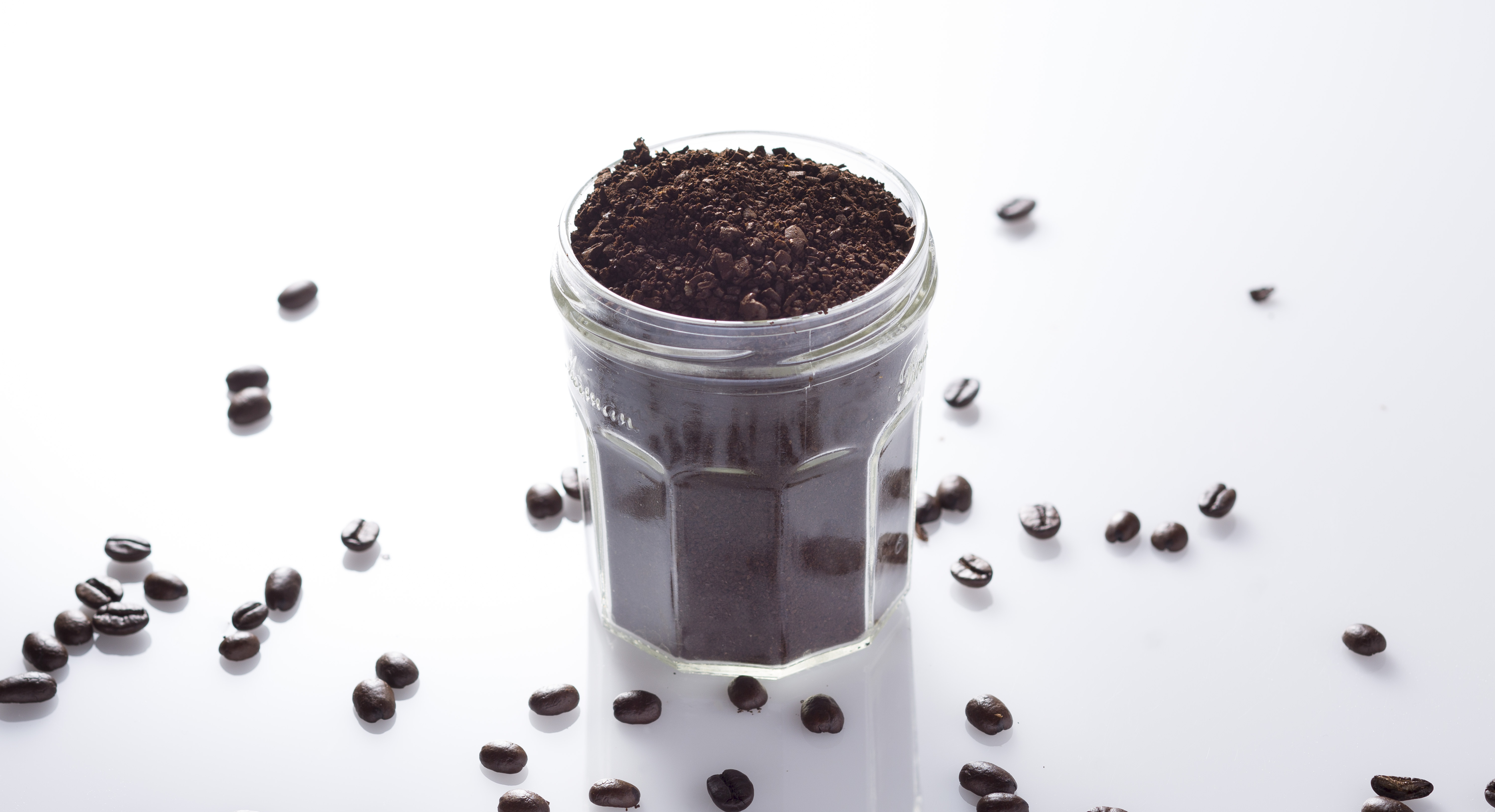 An Unusual Way to Keep Your Fridge Smelling Fresh Thrive Market