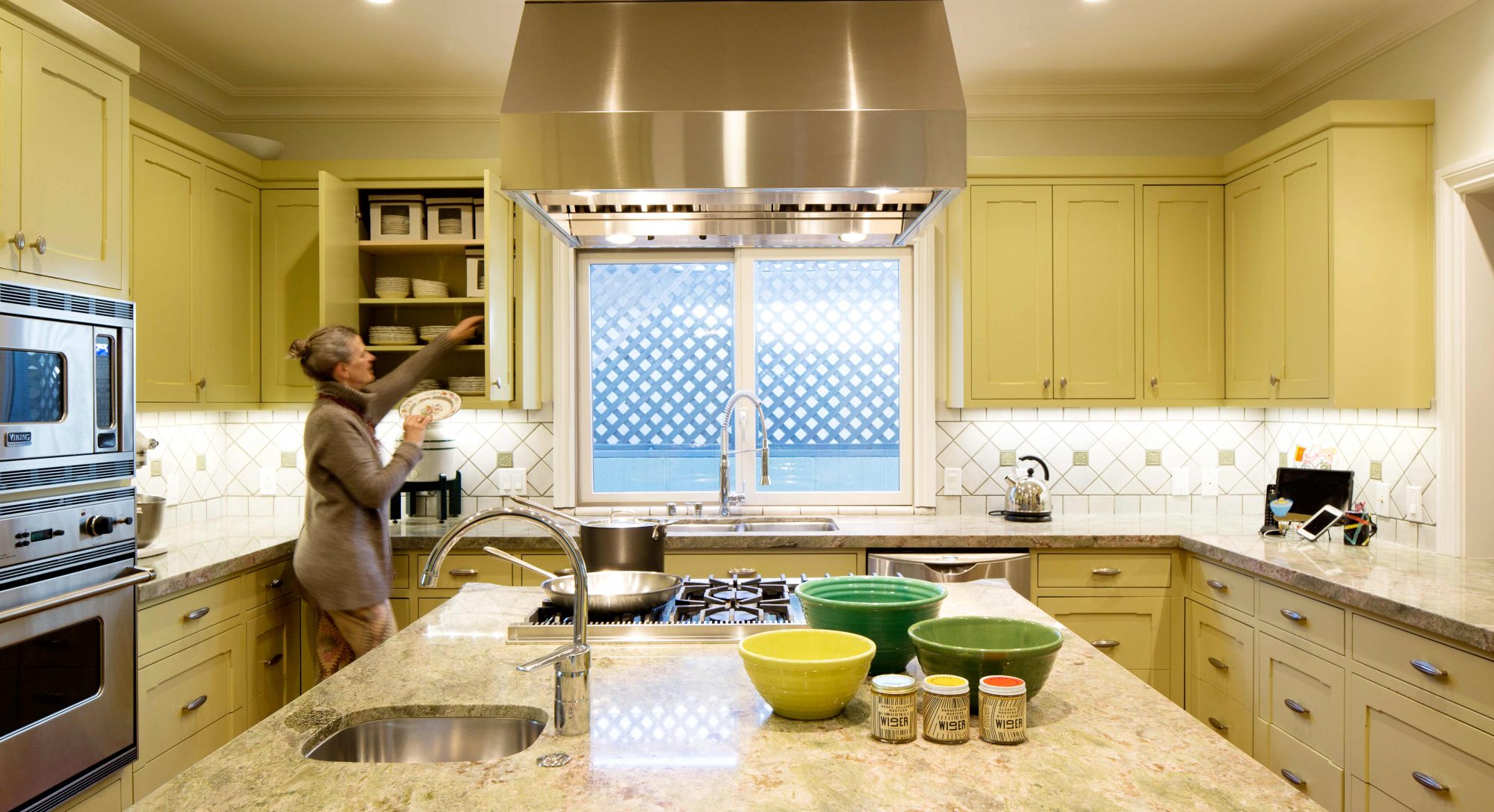 8 Tips to Feng Shui Your Kitchen Thrive Market