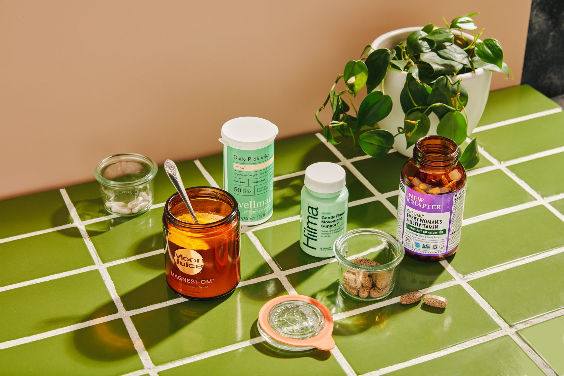 What are the Best Vitamins and Supplements for Travel? Thrive Market